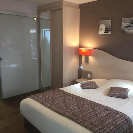 酒店 Logis Au Tambour 3*